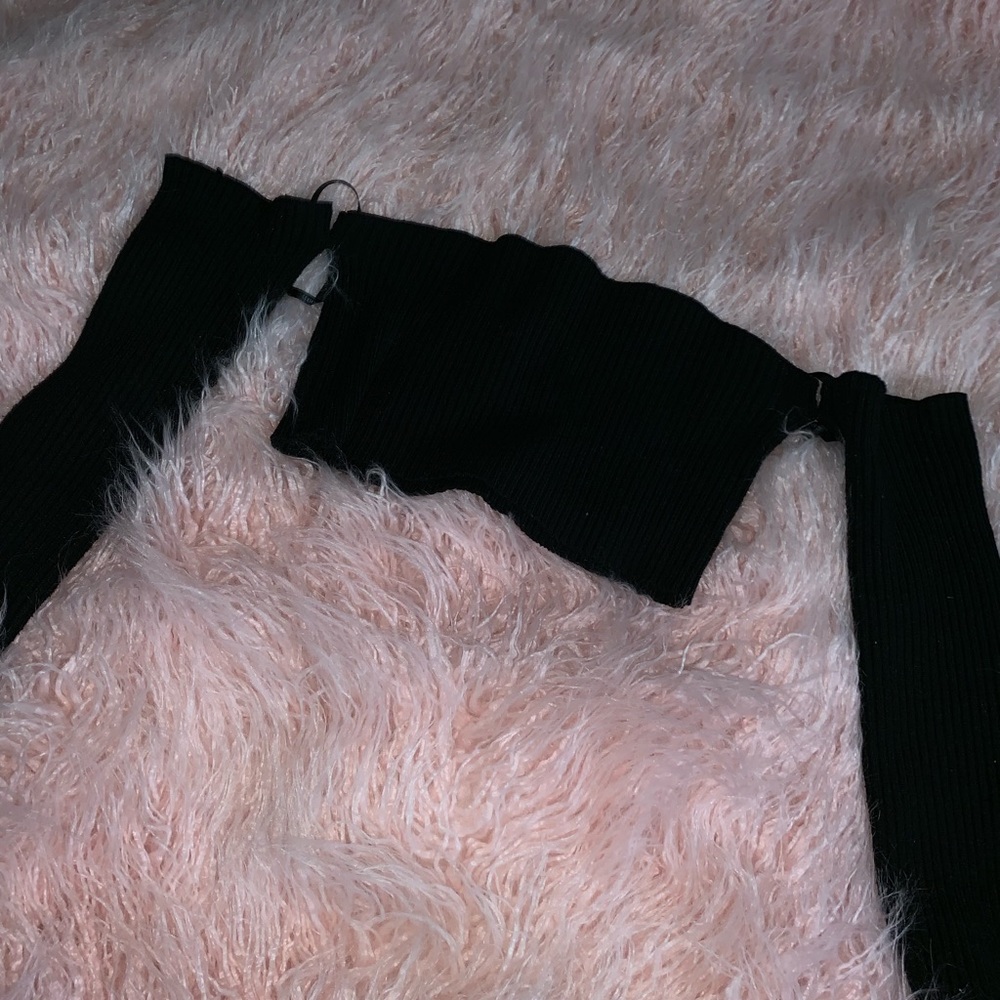 cute off the shoulder crop top